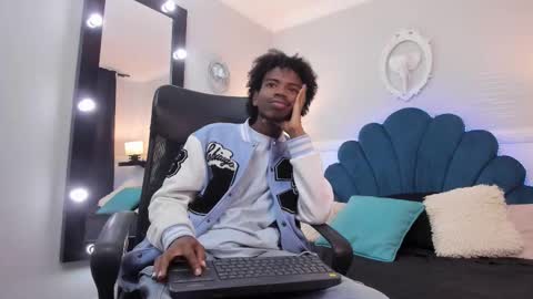 Alex Jaccob online show from 10.28.25