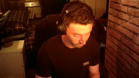 alexlive1 online show from 09.28.25
