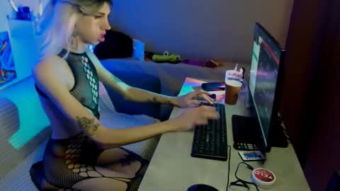 alexnaughty14 online show from 11.16.25