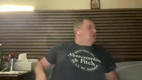 Snapshot of alexnycpartty chatting on 12.19.25 alexnycpartty online show from 12.19.25