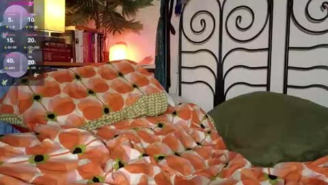 Snapshot of alexrhodesxxx chatting on 02.22.26 Alex online show from 02.22.26