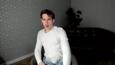 Dennis online show from 04.06.26