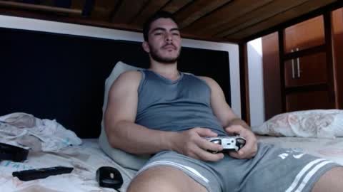 Snapshot of alexsb1998 chatting on 02.15.25 alexsb1998 online show from 02.15.25