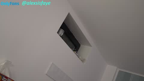 Snapshot of alexsisfaye chatting on 10.15.25 Help me reach 100 thank you online show from 10.15.25