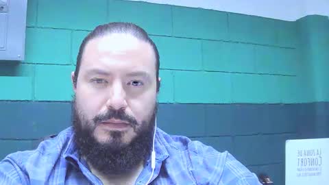 Snapshot of alextambet chatting on 10.06.25 alextambet online show from 10.06.25