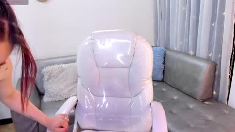 Snapshot of alexx_scoot chatting on 12.30.24 Alexx online show from 12.30.24