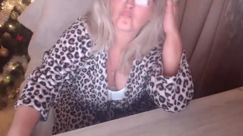 Jhoa online show from 12.01.25