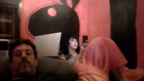 AlexaJohnsontwitter online show from 04.30.26