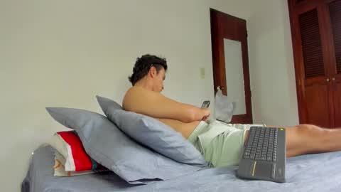 Alexxander Hall online show from 12.13.25