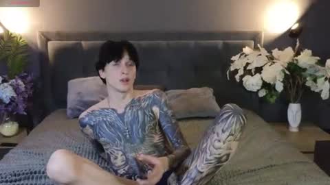 Snapshot of alexxone_ chatting on 06.18.26 Alex online show from 06.18.26