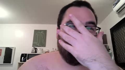 Snapshot of alexxxbear chatting on 02.08.25 alexxxbear online show from 02.08.25