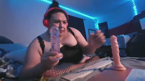 Snapshot of alexxxis2011x3 chatting on 02.08.25 alexxxis2011x3 online show from 02.08.25