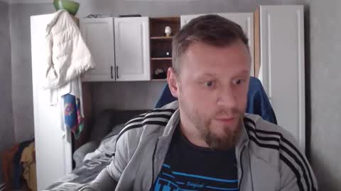 Snapshot of alexyno2020 chatting on 10.22.25 alexyno2022 ONLYFANS online show from 10.22.25