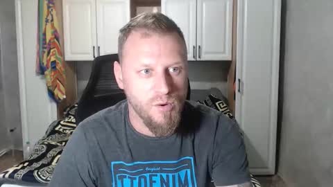 Snapshot of alexyno2020 chatting on 11.02.25 alexyno2022 ONLYFANS online show from 11.02.25