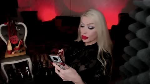 Snapshot of alfa_female chatting on 02.03.25 AlfaFemale online show from 02.03.25