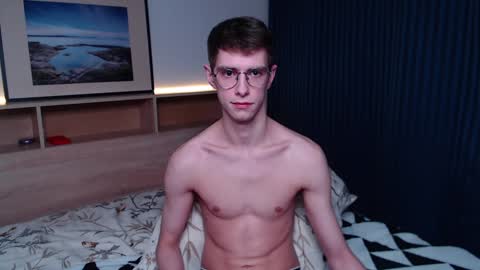 Snapshot of alfie_evanss chatting on 02.01.25 Alfie online show from 02.01.25
