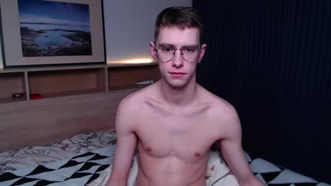 Snapshot of alfie_evanss chatting on 02.19.25 Alfie online show from 02.19.25