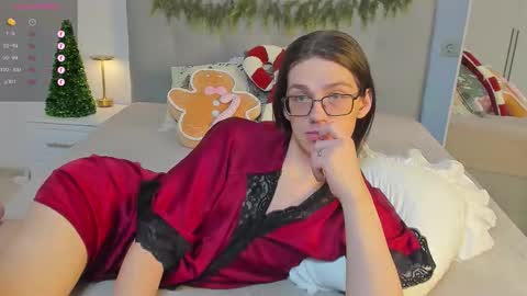 Snapshot of alfred_jones chatting on 12.14.25 Alfreda online show from 12.14.25