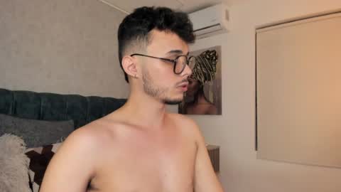 Snapshot of alhan_twink chatting on 07.15.26 ALHAN online show from 07.15.26
