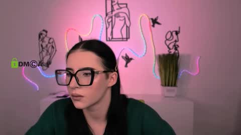 Snapshot of alia_skay chatting on 12.16.25 alia skay online show from 12.16.25