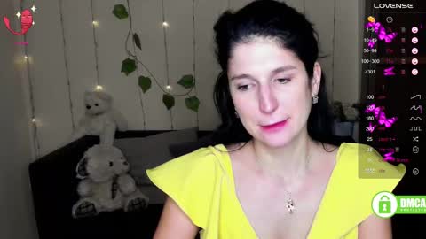 Snapshot of alianna_solo_kiss chatting on 02.12.25 Alianna online show from 02.12.25