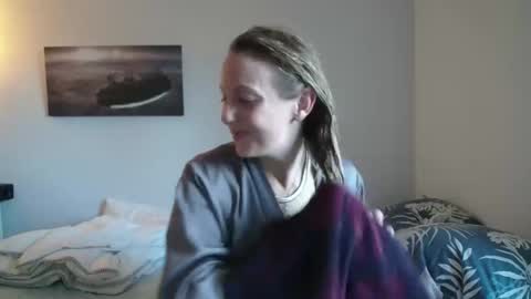 Snapshot of alice8363 chatting on 12.07.24 Alice online show from 12.07.24