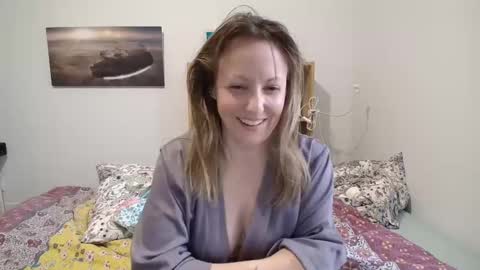 Snapshot of alice8363 chatting on 03.12.25 Alice online show from 03.12.25