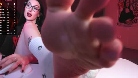 Miss Alice online show from 02.04.25