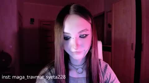 Snapshot of alice__aris chatting on 09.17.25 Alice Aris online show from 09.17.25