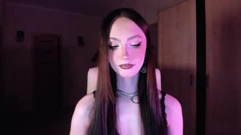 Snapshot of alice__aris chatting on 10.03.25 Alice Aris online show from 10.03.25