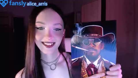 Snapshot of alice__aris chatting on 10.11.25 Alice Aris online show from 10.11.25