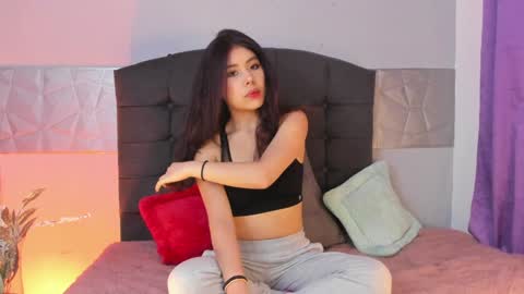  Alice Evans online show from 01.23.25