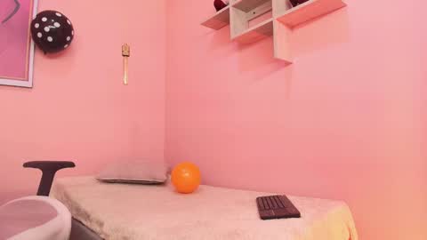 alice_in_hornyland_ online show from 10.08.25