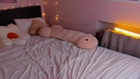 Snapshot of alice_kitagawa chatting on 04.09.26 Alice online show from 04.09.26