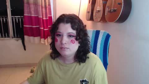 Alicia Aldara online show from 10.18.25