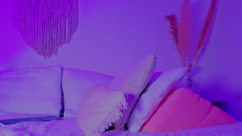 Alice Benette  online show from 02.08.26