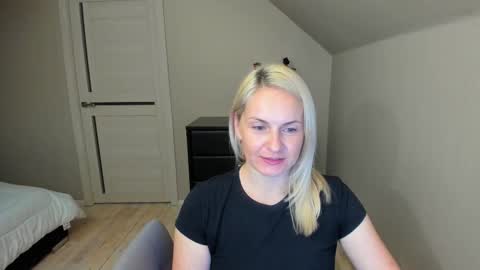 Alicee online show from 09.29.25