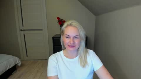 Alicee online show from 10.07.25