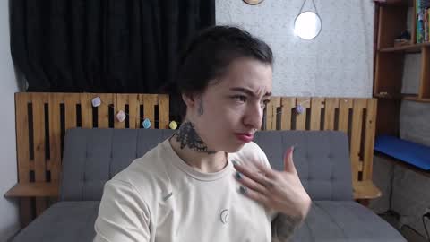 alicee_logan_ online show from 12.12.24