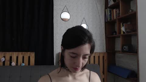 alicee_logan_ online show from 01.15.25