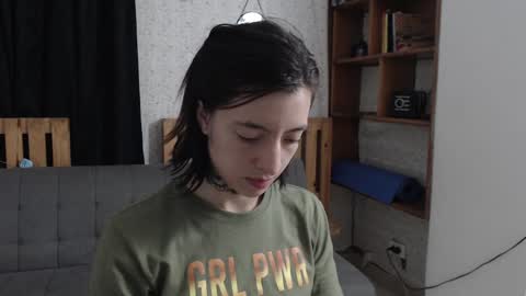 alicee_logan_ online show from 01.22.25