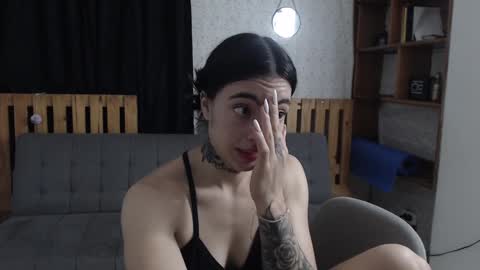 alicee_logan_ online show from 02.04.25