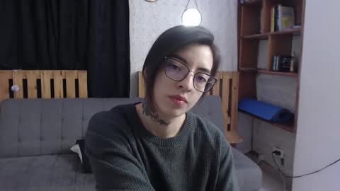 alicee_logan_ online show from 02.11.25