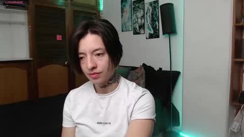 alicee_logan_ online show from 09.10.25