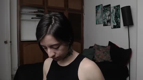 alicee_logan_ online show from 12.14.25