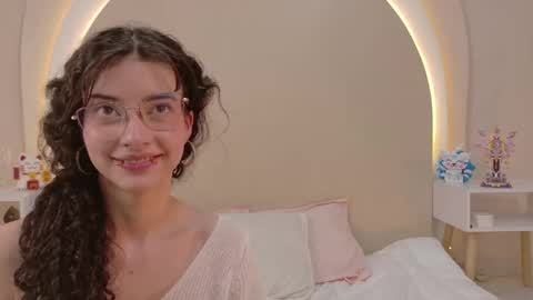 alice online show from 04.21.26