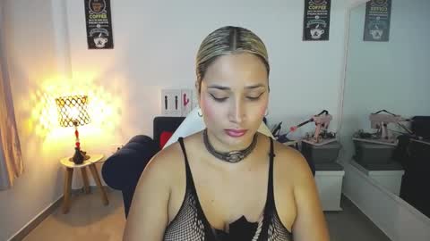 Alicia    1000 PM - 600 AM COLOMBIAN TIME online show from 04.09.26