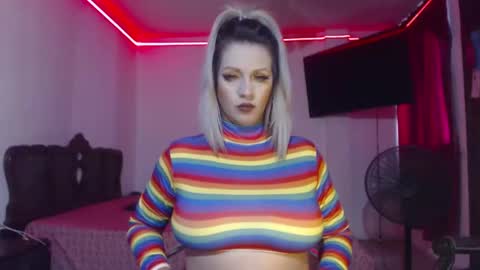 aliceesmiths online show from 12.14.24