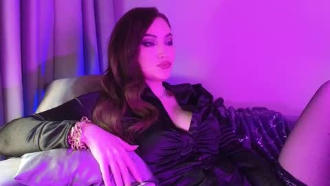 alicejameson online show from 11.10.25