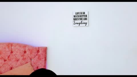 Snapshot of alicekiing_ chatting on 01.08.25 ALICEKIING online show from 01.08.25